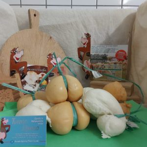 TURATO SILVANO - Scamorza affumicata (prezzo ad etto -100 gr)